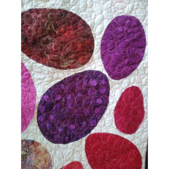 Handcrafted Quilted Easter Egg Table Decor 100% Cotton 36.5" x 27" Cottagecore - Picture 4 of 6